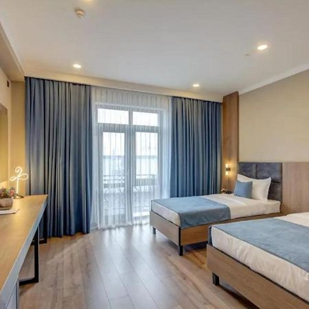 Sara Boutique Hotel Bişkek Dış mekan fotoğraf