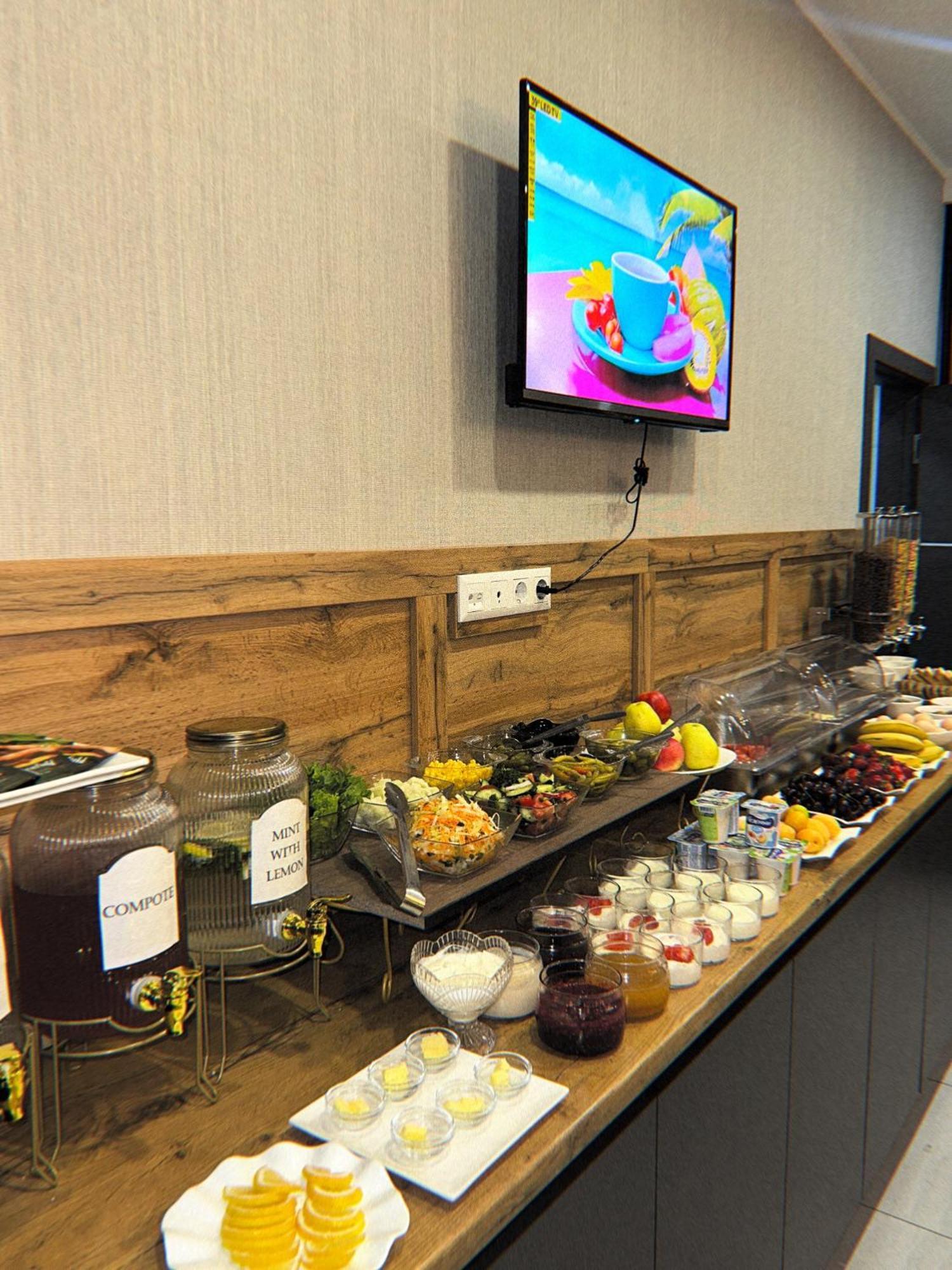 Sara Boutique Hotel Bişkek Dış mekan fotoğraf