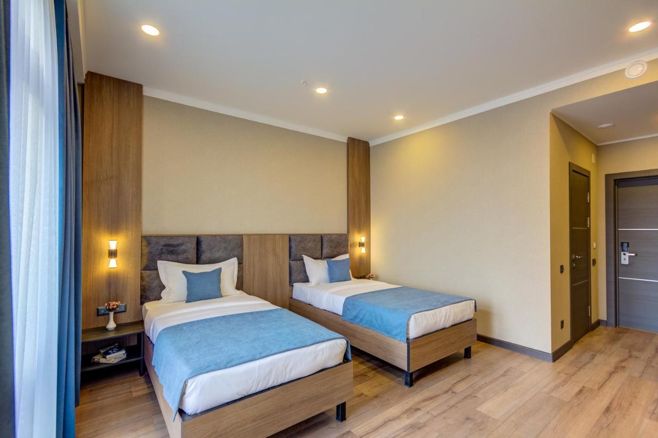 Sara Boutique Hotel Bişkek Dış mekan fotoğraf