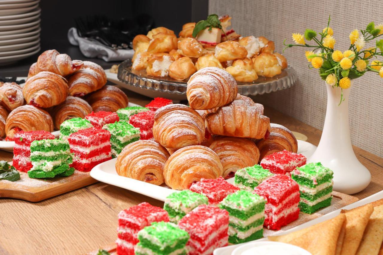 Sara Boutique Hotel Bişkek Dış mekan fotoğraf